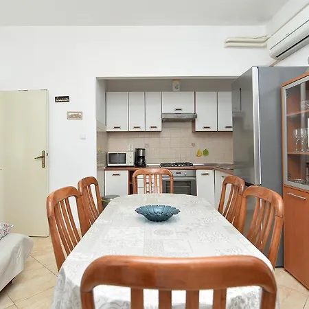 Apartament Mira 615
