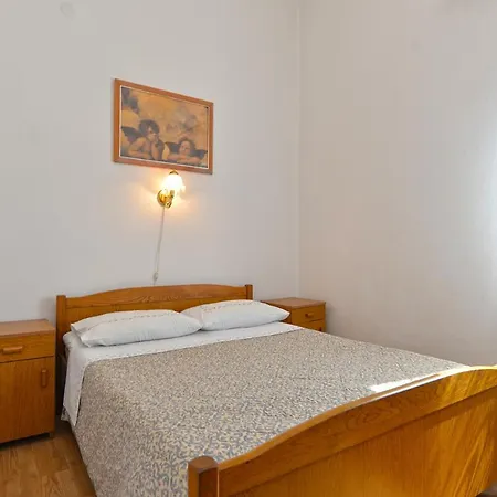 Mira 615 Apartament *